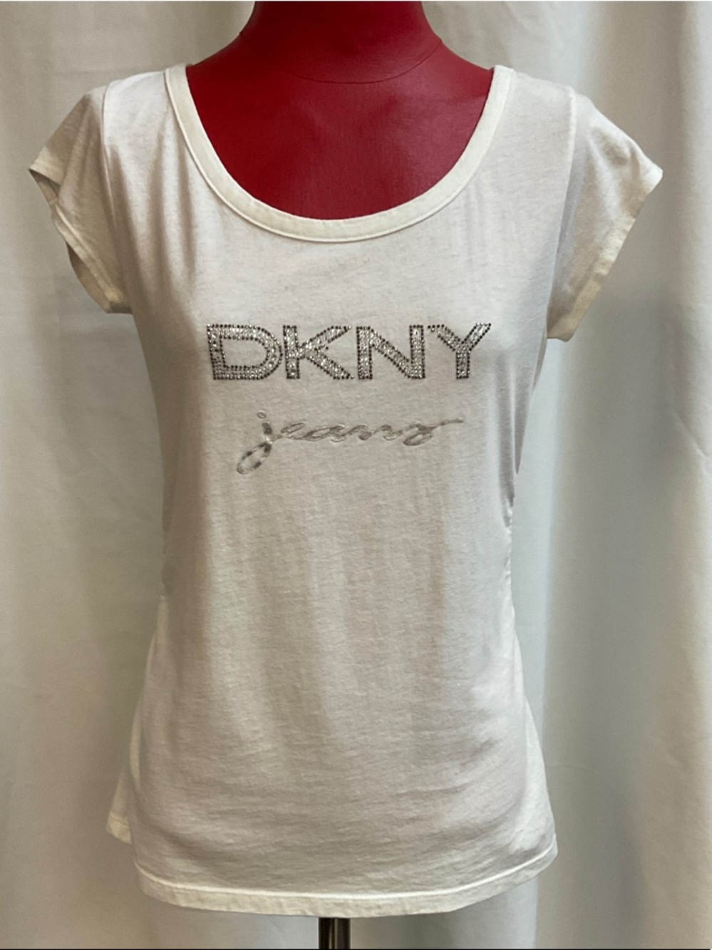 DKNY White Short Sleeve Scoop Neck Tee with Rhinestone Logo